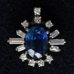1950s-3-ct-sapphire-brilliant-baguette-cut-diamond-14k-white-gold-pendant