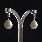 2lips-diamond-ear-studs-south-sea-pearl-diamond-addons-metamorphosis-transferred-exclusive-pearl-diamond-ear-pendants