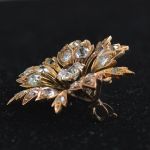 2-5-ct-white-old-mine-cut-d-colour-diamond-flower-brooch-antique