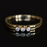 18k-gold-0-08-natural-diamond-top-wesselton-vs-clarity-ring-modern-design-vintage