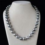 light-to-dark-tahitian-pearl-necklace-aaa