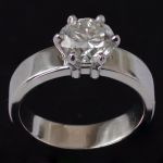 white-gold-18k-2-ct-wideband-engagement-ring-ducth-design-david-aardewerk