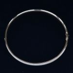 14k-yellow-gold-bangle-bracelet