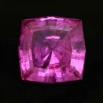 0-70-ct-vivid-purplish-pink-scorundum-apphire-no-heat