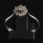 0-22-ct-brilliant-diamond-cluster-ring-white-gold