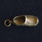 antique-wooden-shoe-charm-gold