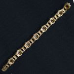14k-gold-antique-dutch-garnet-gold-bracelet