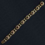 14k-gold-antique-dutch-garnet-gold-bracelet