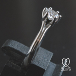 0-57-ct-weight-vs1-clarity-d-colour-white-gold-18k-2lips-hrd-certified-solitair-brilliant-diamond-the-most-beautiful-engagement