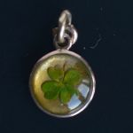 lucky-clover-essex-crystal-charm