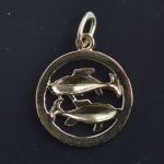 vintage-solid-14k-gold-zodiac-pendant-pisces