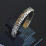 hand-engraved-gold-wedding-rings