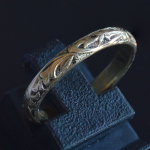 hand-engraved-gold-wedding-rings