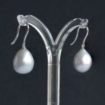 big-grey-fresh-water-11-x-11-x-13-mm-pearl-18k-white-gold-pendant-earring-hooks