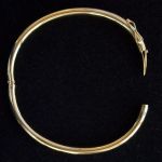 14k-yellow-gold-bangle-bracelet
