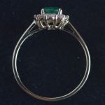 entourage-ring-yellow-gold-oval-emerald-diamonds-halo-engagement-ring-conflict-free-lady-di