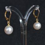 10-mm-white-south-sea-pearl-dangle-pendant-earrings-18k-yellow-gold