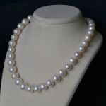 10-mm-white-freshwater-pearl-necklace-magnetic-clasp