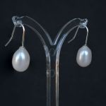 9-x-9-x-13-mm-white-fresh-water-pearl-silver-pendant-earring-hooks
