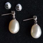 white-gold-pearl-gia-diamond-pendant-earrings