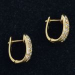 18k-0-85-ct-yellow-gold-natural-diamond-hugie-earrings