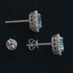 entourage-earrings-white-gold-oval-sapphire-round-conflict-free-diamonds-cluster-stud-earings