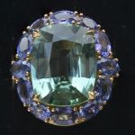 high-end-ring-jeweler-bodes-en-bode-attractive-discount-18k-yellow-gold-statement-ring-green-tourmaline-13-ct-purple-sapphire