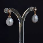 pink-gold-pearl-gia-diamond-pendant-earrings