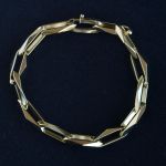 14k-gold-closed-forever-bracelet-vintage