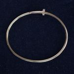 juste-un-clou-bangle-small-model-with-diamonds