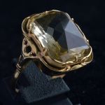 14-karat-yellow-gold-1940s-statement-ring-11-ct-citrine
