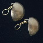 1960s-robust-14k-gold-domed-half-ball-clip-earrings