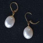 11-x-11-x-15-mm-big-white-fresh-water-pearl-18k-white-gold-pendant-hinged-leverback-earrings