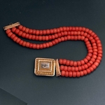antique-coral-necklace