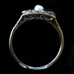 sapphire-diamond-ring