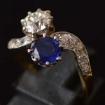 diamond-sapphire-crossover-toi-et-moi-ring