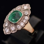 art-deco-buff-top-cut-emerald-diamond-ring