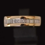 yellow-gold-half-eternity-ring-with-baguette-cut-diamonds