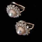 platinum-3-4-ct-diamond-pearl-earrings