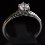 2lips-0-75-ct-crystal-top-wesselton-color-solitair-diamond-engagement-ring