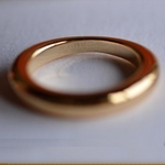 yellow-gold-cartier-ring-model-ellipse