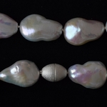 white-keshi-pearl-necklace