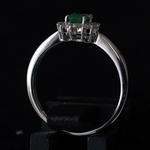 diamonds-natural-emerald-white-gold-ring