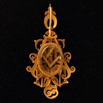 monogrammed-pendant-letter-design-alphabet-calligraphy-antique-gold-locket