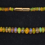 natural-opal-necklace