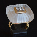 radiant-carved-frosted-rock-crystal-diamond-gold-ring